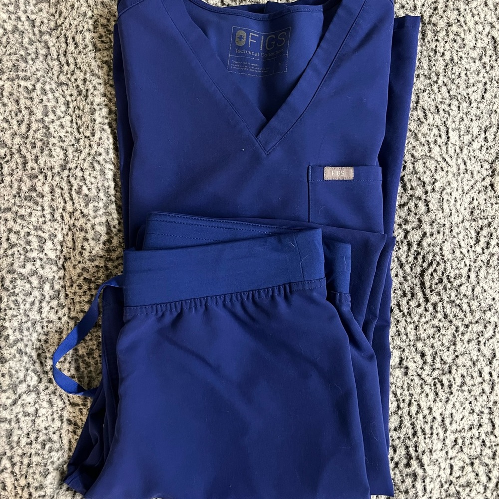 FIGS Bright Blue Catarina Top and Livingston Bottom Set